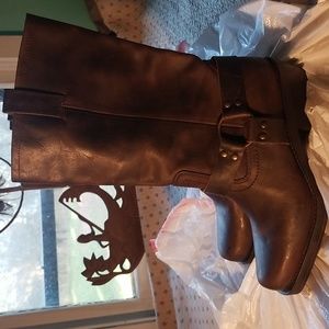 New Mossimo boots